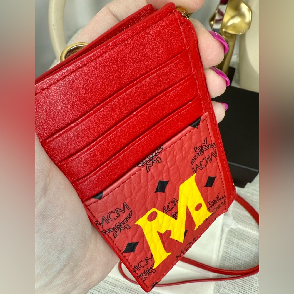 NEW! Unisex MCM Viva Red Visetos Year Of The Mouse Lanyard Card Holder - Picture 7 of 17